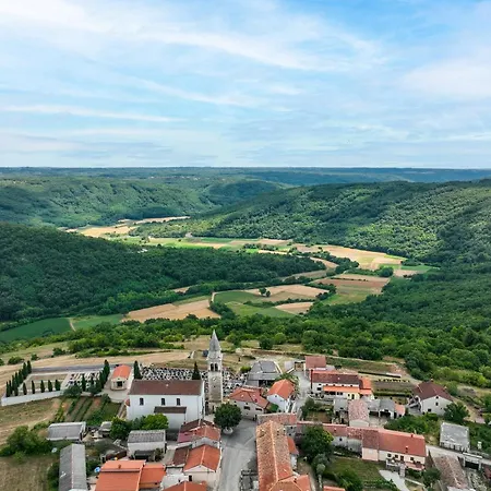 Lavanda - Enjoy Springtime In Nature & Explore Istria *