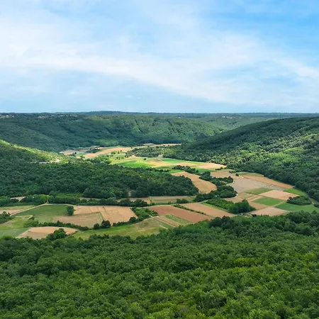 Lavanda - Enjoy Springtime In Nature & Explore Istria Apartment Tinjan