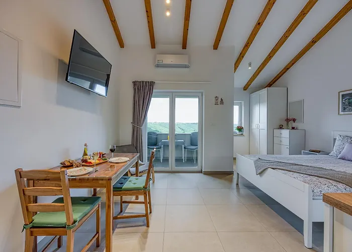 Lavanda - Cozy With Heating Apartman